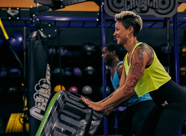 people in group fitness classes