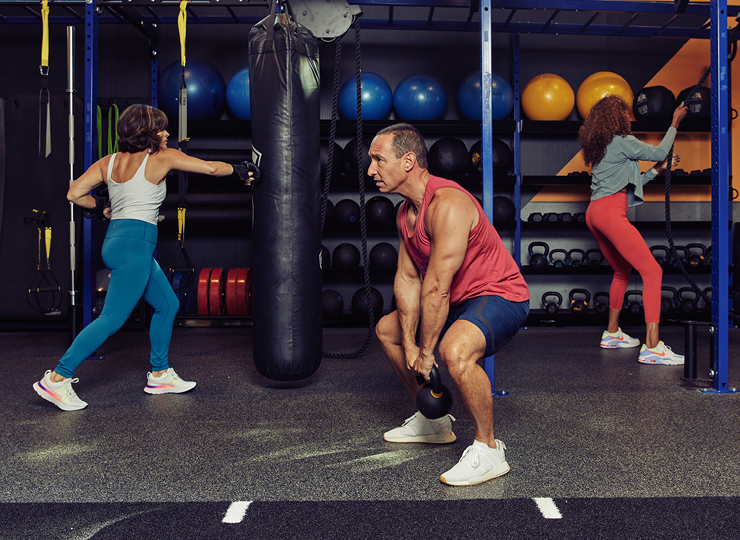 people in group fitness classes